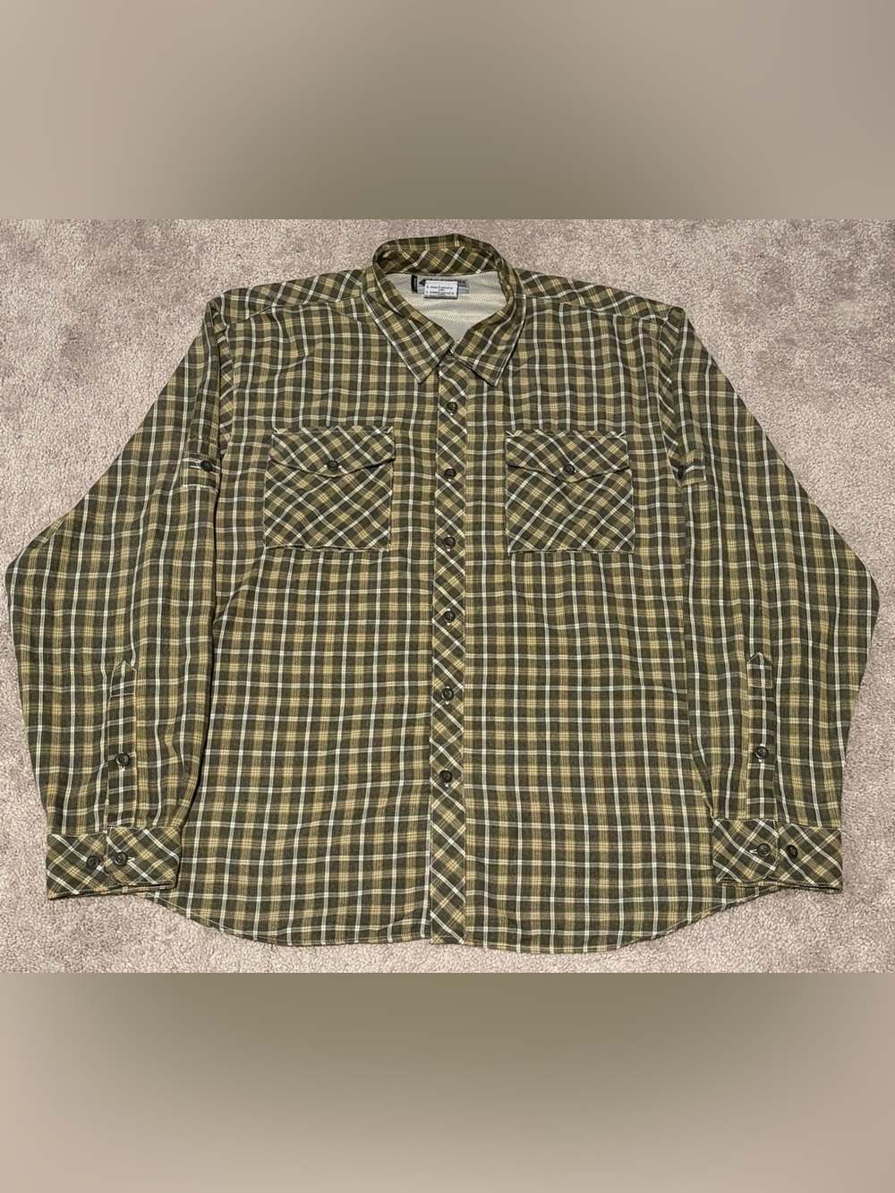 Columbia Men’s Titanium Button Down Shirt Size Large